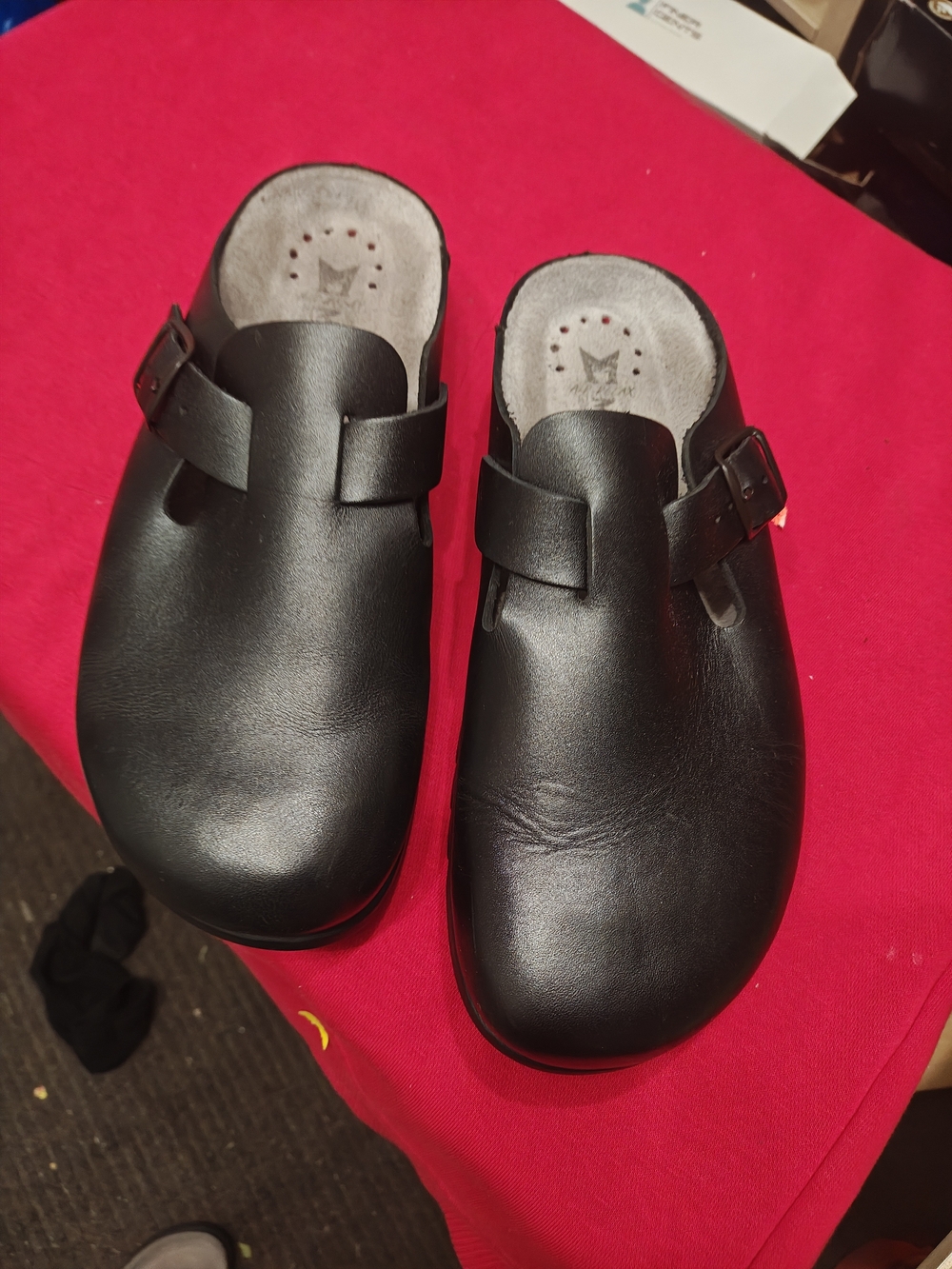 Mephisto Black Leather Clog Mules 40